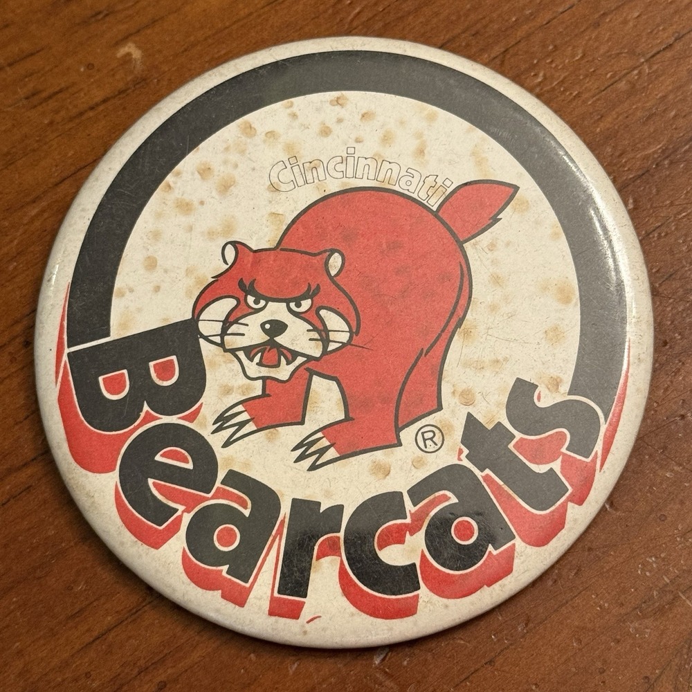 Cincinnati Bearcats Vintage Pinback Button Pin Round Circle - Picture 1 of 3